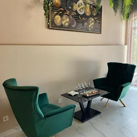 Complex Nero Aparthotel 4*