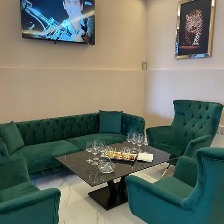 Aparthotel Complex Nero